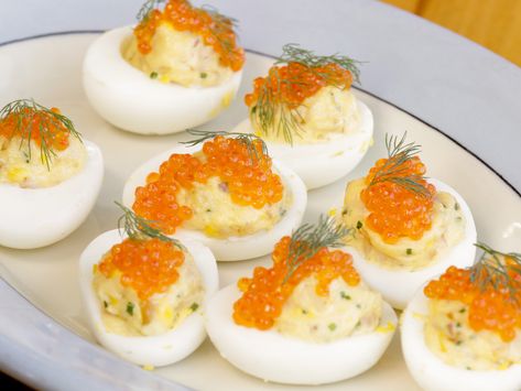 Smoked Trout Devilled Eggs Jacques Pepin, Salmon Caviar, Devilled Eggs, Caviar Recipes, Best Deviled Eggs, Bacon Deviled Eggs, Jacque Pepin, Deviled Eggs Classic, Smoked Trout