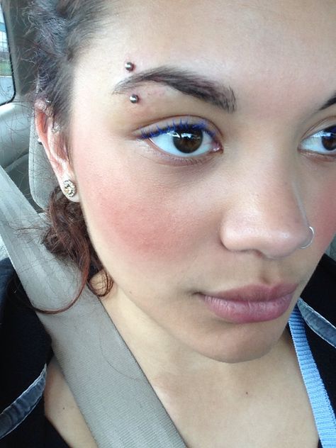 Sparkly Eyebrow Piercing, Eyebrows Percinings, Cute Eyebrow Jewelry, Tara Yummy Eyebrow Piercing, Eyebrow Piercing And Nose Piercing, Feminine Eyebrow Piercing, Right Eyebrow Piercing, Left Eyebrow Piercing, Eyebrow And Nose Piercing