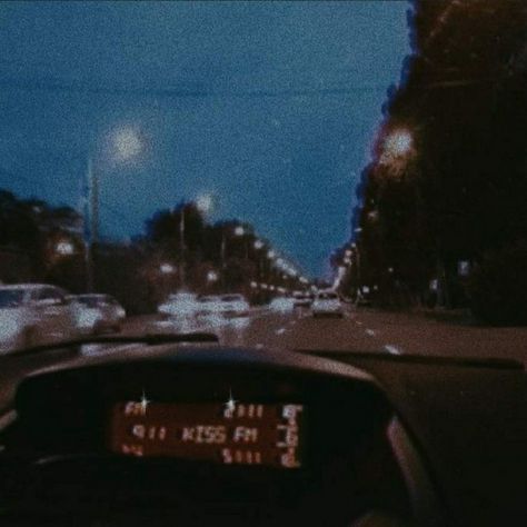 Night Aesthetic Car, Driving At Night Aesthetic, Late Aesthetic, Late Night Car Rides, Night Drive Aesthetic, Night Car Rides, Playlist Covers Photos, Night Drives, Aesthetic Car