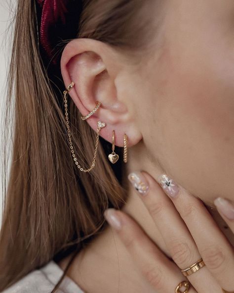 @happinessbtq posted to Instagram: Ear Candy :lollipop: Create a personalized and unique look by combining your favorite earrings :sparkles: {ref. #earcuff DEE993G} #womenstyle #earparty #earringsoftheday #detailshot #golddetails #jewelleryfashion #jewelleryaddict #jewelleryinspiration #fashionloverstyle #fashionideas #outfitinspo #schmuckdesign #ootdpost #ootdbloggers Heart Ear Cuff, Ear Cuff Women, Diamond Ear Cuff, Cuff Earring, Wrap Earrings, Zierlicher Ring, Ear Cuff Earings, Earring Gold, Gold Band Ring