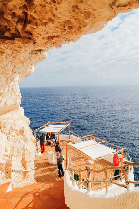 The Amazing Hidden Bar In The Caves Of Menorca, Spain (13) Visiting Spain, Menorca Spain, Spanish Islands, Spain Trip, Places In Spain, Hidden Bar, Krabi Thailand, Beaches In The World, Balearic Islands