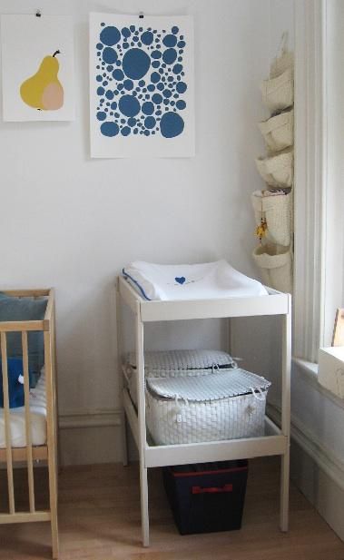 Ikea > changing table and hanging cloth bins Ikea Changing Table, Nursery On A Budget, Nursery Layout, Change Table, Nursery Room Furniture, Changing Tables, Chic Nursery, Stylish Nursery, Diy Nursery