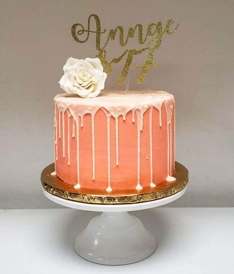 50 Coral Cake Design (Cake Idea) - March 2020 Coral Cake Birthday, Peach Color Cake, Simple Drip Cake, Coral Anniversary, Peach Cakes, Cinderella Cake Designs, 29th Birthday Cakes, Peter Pan Cakes, 30th Ideas