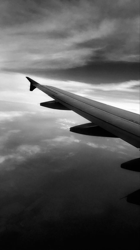 #airplane #blackandwhite #aesthetic #inspiration #travel #sky #wallpaper #background Airplanes Aesthetic Wallpaper, Dark Airplane Wallpaper, Airplane Black And White, Wallpaper Cinema, Aviation Wallpaper, Blackandwhite Wallpaper, Dark Header, Airplane Pics, Airplane Aesthetic