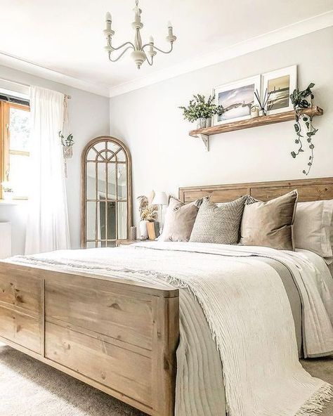 Find the perfect furniture to design your master bedroom Rustic Transitional Bedroom, Country Bedroom Ideas Farmhouse Simple, Light Brown Bed Frame, Rustic Bedroom Design, Farmhouse Bedroom Decor Ideas, Decor Ideas Bedroom, Modern Farmhouse Bedroom, Bedroom Decor Cozy, Country Bedroom