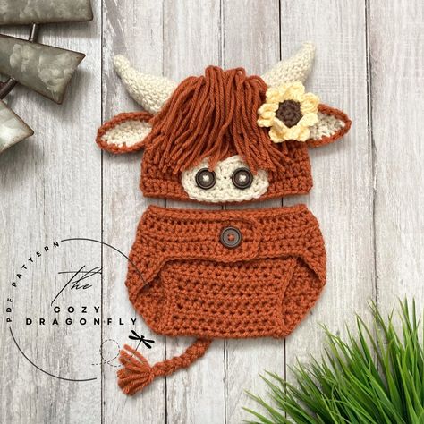 CROCHET PATTERN Baby Highland Cow Outfit, Baby Cow, Pattern Sizes 0-12 Months, Crochet Baby Photo Prop, Baby Costume, PDF Download - Etsy Crochet Baby Projects, Crochet Baby Photo Prop, Crochet Baby Costumes, Cow Hat, Cow Outfits, Crochet Baby Gifts, Baby Kostüm, Baby Highland Cow, Outfit Photo