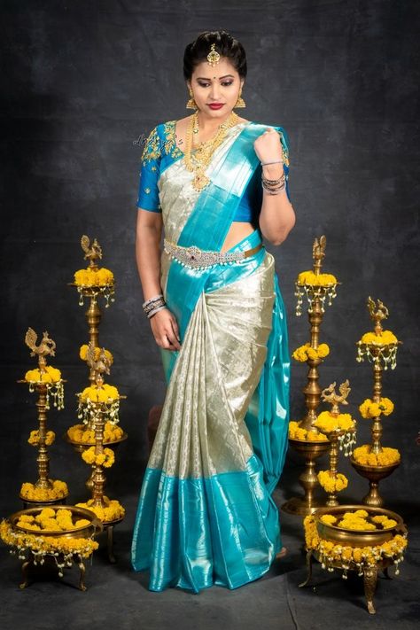 Half Saree Designs Simple, Bridal Reception Saree, Saree Color Combinations, Blue Combination, Latest Bridal Blouse Designs, Bridal Sarees South Indian, New Saree Designs, Wedding Saree Blouse Designs, Florist Wedding