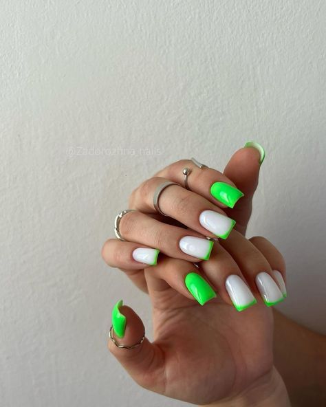 Nail Shapes And Designs, Ombre Techniques, All Nail Shapes, Neon Ideas, Summer Nails 2024, Fun Summer Nails, Nude Polish, Green Nail Art, Essie Gel Couture