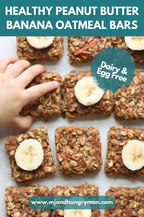 Soft Baked Banana Oatmeal Bars, Toddler Snacks With Banana, Toddler Banana Oatmeal Bars, No Bake Toddler Snacks, Toddler Oatmeal Bites, Baby Oatmeal Bars, Toddler Oatmeal Bars, Oatmeal Bars For Toddlers, Oat Bars For Toddlers