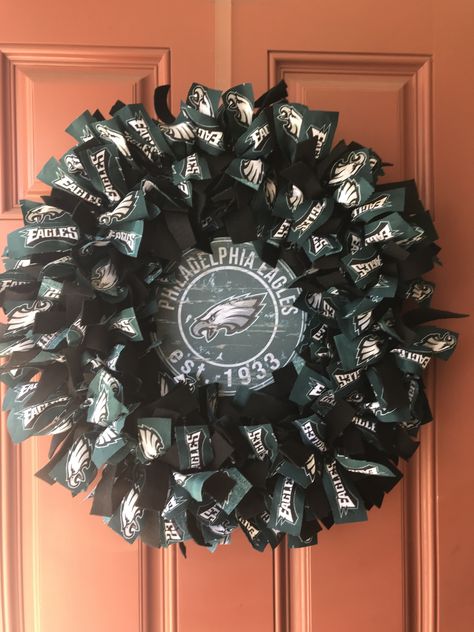 Eagles wreath I made #eagles #philadelphiaeagles #flyeaglesfly Philadelphia Eagles Wreath, Eagles Wreath, Nfl Wreaths, Sports Wreath, Mesh Ribbon Wreaths, Ribbon Wreaths, Sports Wreaths, Philadelphia Sports, Deco Mesh Ribbon