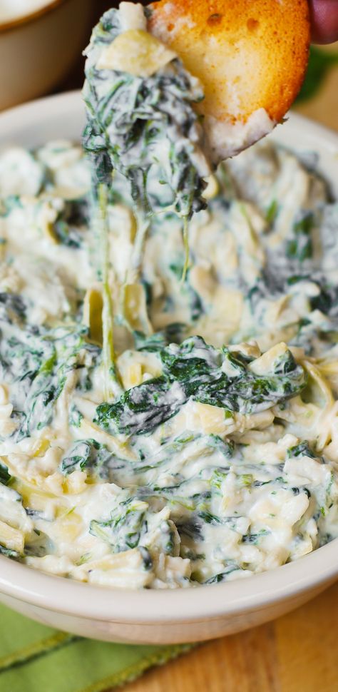 Easy Spinach Artichoke Dip – made in just 30 minutes, from scratch, very easy and delicious! Can’t beat homemade dip! And, it’s gluten free! Easy Spinach Artichoke Dip, Spinach Artichoke Dip Easy, Spinach Artichoke Dip Recipe, Homemade Dips, Artichoke Dip Recipe, Cheesecake Dip, Spinach Artichoke Dip, Dressing Recipes, Creamy Spinach