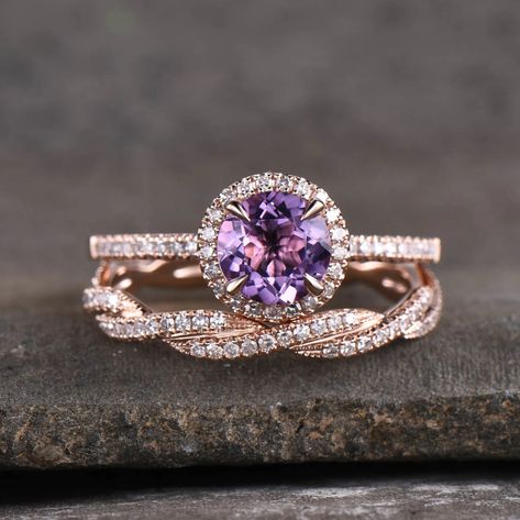 Amethyst Ring Amethyst CZ Wedding Ring Set Natural Round Cut - Etsy Canada Purple Wedding Rings, Emerald Wedding Rings Set, Purple Engagement Rings, Cz Wedding Ring Sets, Amethyst Wedding Rings, Opal Engagement Ring Set, Amethyst Engagement Ring, Anniversary Ring Set, Amethyst Wedding