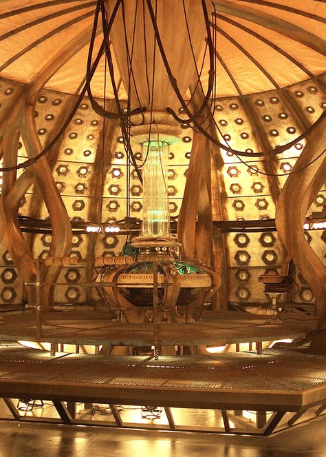 The best TARDIS interior Tardis Interior, Doctor Who Wallpaper, Doctor Who Episodes, Doctor Who 10, Ninth Doctor, Tv Doctors, Doctor Who Art, Doctor Who Tardis, Amy Pond