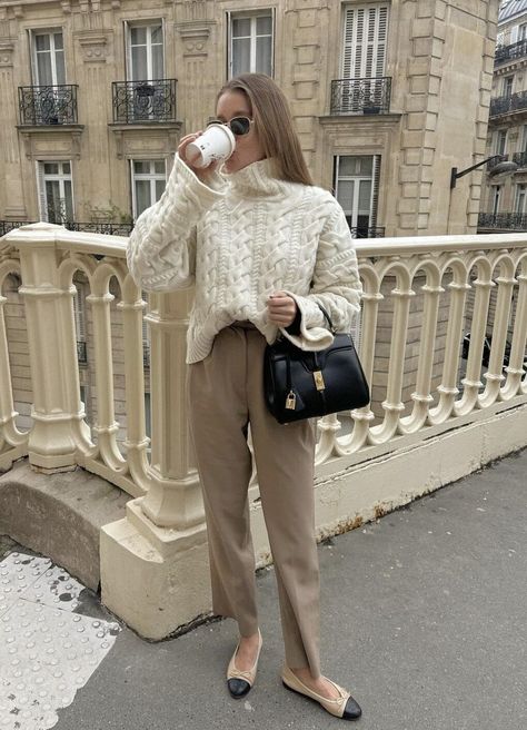 Paris Winter Outfit, Paris Spring Outfit, Vinter Mode Outfits, Paris Outfit Ideas, Parisian Outfit, Outfits Paris, Dress Like A Parisian, Parisian Outfits, Parisian Women