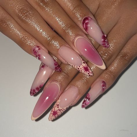 🌸🌺��🪷⭐️ . . #goldnails #longnails #almondnails #whitenails #nudenails #nails #nailstyle #squarenails #pinkfrenchnails #nailinspo #hellokittynails #valentinobeautypure #lanails #nailtech #nailart #whitenails #ombrenails airbrushnails #glitternails #pinknails #chromenails Pink Fall Nail Ideas, Libra Birthday Nails, Era Nails, Libra Nails, Acrylic Nails Almond Shape, Seashell Nails, Summery Nails, Girly Acrylic Nails, Cute Acrylic Nail Designs