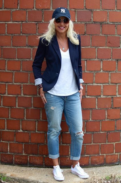 BLAZER, CUTE KICKS & STYLE PERSPECTIVES LINK-UP | Living on Cloud Nine | Bloglovin’ Blazer And Tennis Shoes Outfit, Cute Tennis Shoes, Casual Chic Spring, Tennis Shoes Outfit, On Cloud Nine, Fashion Friday, Cloud Nine, Blazer With Jeans, Navy Blazer