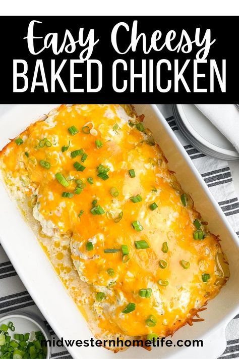 Cheesy Chicken Bake, Chicken Recipes With Cream Cheese, Mexican Chicken Bake, Easy Cheesy Chicken, Slow Cooker Chili Easy, Baked Chicken Casserole, Chicken And Cheese Recipes, Velveeta Recipes, Cheesy Baked Chicken