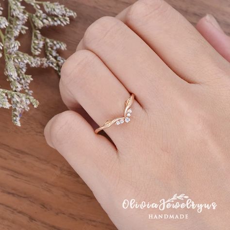 Curved Leaf Wedding Band Twig Stacking Ring Rose Gold Vintage Leaf Moissanite Branch Band Delicate Leaf Matching Ring Women Nature Inspired - Etsy Married Rings Rose Gold, Butterfly Wedding Band Ring, Wedding Band Matching Engagement Ring, Fairy Wedding Band, Autumn Rings, Rose Gold Ring Stack, Dressing Hacks, Nature Inspired Wedding Bands, Mood 2024