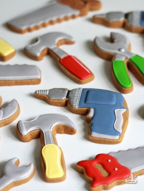 Father's Day Toolbox Cookies (How-To and Recipes) | Sweetopia Tool Box Cookies Decorated, Father’s Day Sugar Cookies, Tool Cookies, Construction Cookies, Building Memories, Box Cookies, Icing Ideas, Iced Sugar Cookies, Man Cookies