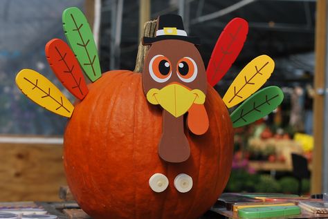 no carve pumpkin ideas | My story in recipes: Pumpkin Perfection Easter Bunny Photo Booth, Thanksgiving Pumpkin Decorating, Fun Thanksgiving Crafts, Recipes Pumpkin, Turkey Pumpkin, Turkey Decor, Turkey Gifts, Pumpkin Spice Lattes, Thanksgiving Projects