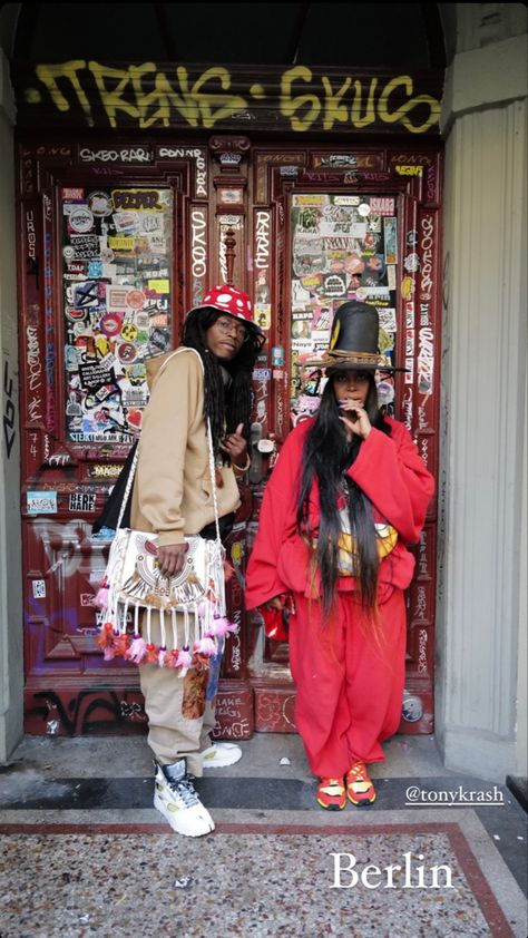 Erykah Badu Aesthetic, Badu Aesthetic, Erica Badu, Outfit Catalog, Eryka Badu, Erykah Badu Style, Fotoshoot Ideas, Baggy Clothes Outfit, Spring 23