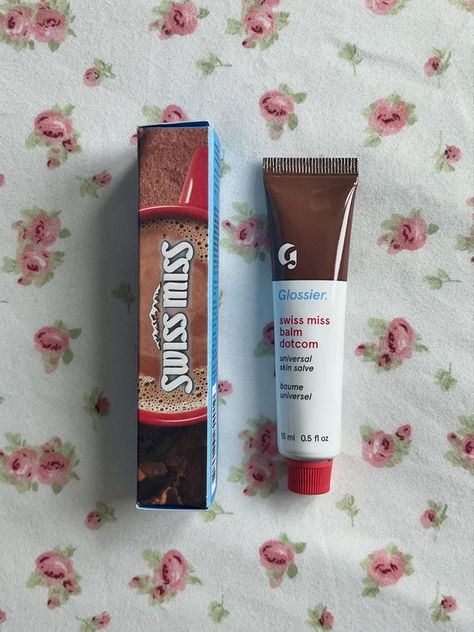 Balm Dotcom Aesthetic, Glossier Balm, Winter Make Up, Glossier Balm Dotcom, Sephora Skin Care, Beauty Routine Tips, Balm Dotcom, Makeup Needs, Pretty Skin Care