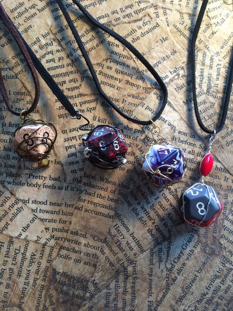 Dungeons and Dragons Dice Geek Nerd Pendant by AmbitiousWishes Nerd Jewelry, Dice Necklace, Nerdy Jewelry, Fandom Jewelry, Dragon Dies, Dungeons And Dragons Dice, Geek Jewelry, Beaded Jewlery, Dragon Jewelry