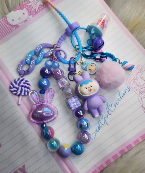 🩷💜 #sadgirlcreations #charm #keychain #backpackcharm #pursecharm #smallbusiness #handmade #cuteaccessories #giftideas #prettythings #cute #postoftheday Barang Aesthetic, Lanyard Holder, Beads Strap, Manik Manik, Strap Phone, Phone Charms, Backpack Charm, Cute Phone, Phone Strap