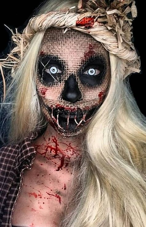 makeup;halloween costumes women;halloween makeup;halloween makeup looks;makeup ideas;halloween nails; Beautiful Halloween Makeup, Halloween Make-up Looks, Creepy Halloween Costumes, Horror Halloween Costumes, Costumes College, Makeup Scary, Horror Make-up, Pumpkin Halloween Costume, Creepy Halloween Makeup