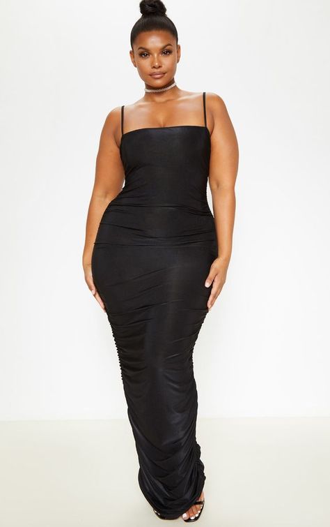 Plus Size Clothing | Women's Plus Size Fashion | PrettyLittleThing Leslie Sidora, Simple Accessories, Curvy Model, Maxi Styles, Weekend Wardrobe, Black Women Fashion, Holiday Dress, Plus Size Maxi Dresses, Curvy Girl Outfits