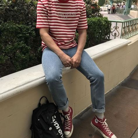 Red All Star Outfit, Converse All Star Outfit, Converse Rouge, Chuck Taylors Outfit, All Star Outfit, Red Converse Outfit, Red Chucks, 80s Fashion Trends, 여름 스타일