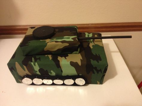 Army Tank Valentine's Box Army Valentines, Valentines Boxes For Kids School, Valentine Box Ideas For School, Money Box Diy, Valentine's Boxes, Valentine Box Ideas, Valentine Boxes For School, Boys Valentines, Valentine Boxes