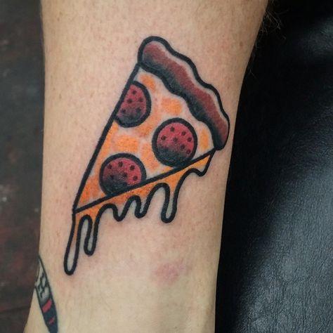 Got to tattoo this awesome pizza today on @joshuawoodard super cool dudes! Design Tatuaje, Pizza Tattoo, Island Tattoo, Traditional Style Tattoo, Gangsta Tattoos, Traditional Tattoo Sleeve, Facial Tattoos, Old School Tattoo Designs, Bad Tattoos