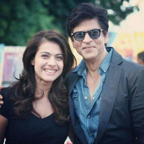 Dilwale! Kajol and SRK Kajol Dilwale, Dilwale 2015, Shahrukh Khan And Kajol, Rohit Shetty, Bollywood Couples, Varun Dhawan, Shah Rukh Khan, Aishwarya Rai, Shahrukh Khan