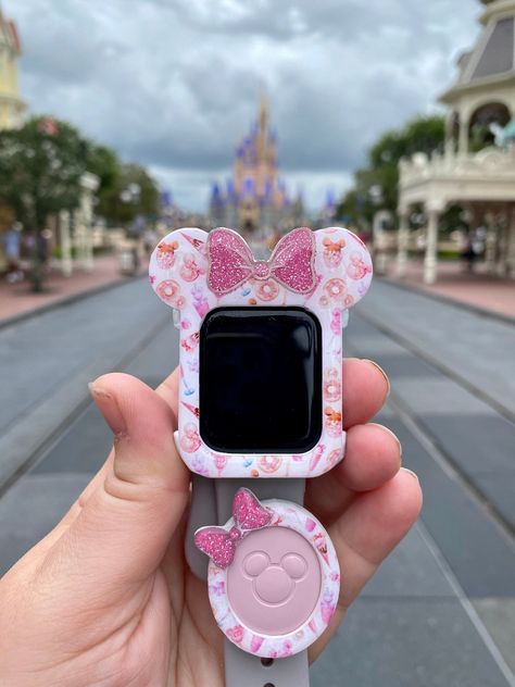 Pink Snacks Watch Covers watchesgshock Disney Apple Watch, Disney Apple Watch Band, Apple Watch Hacks, Pink Snacks, Disney Trip Outfits, Apple Watches, Apple Watch Accessories, Disneyland Trip, Kitty Wallpaper