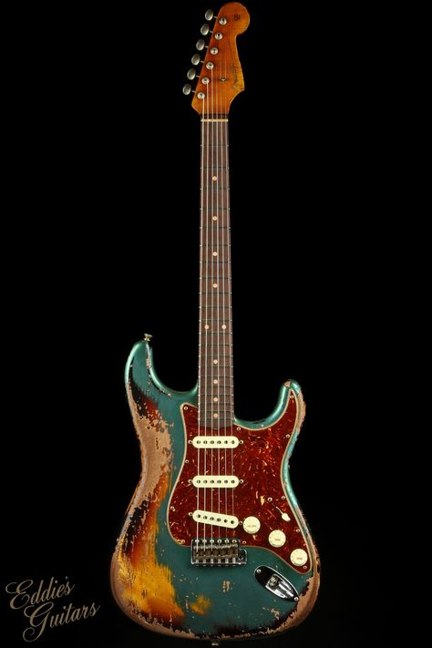 Fender Custom Shop LTD Roasted 1961 Stratocaster Super He > Guitars Electric Solid Body | Eddie's Guitars Fender Stratocaster Custom, Custom Stratocaster, Fender Squier Stratocaster, Fender Custom Shop Stratocaster, Fender Stratocaster Sunburst, Fender Strat, Fender Relic, Guitars Electric, Fender Custom Shop