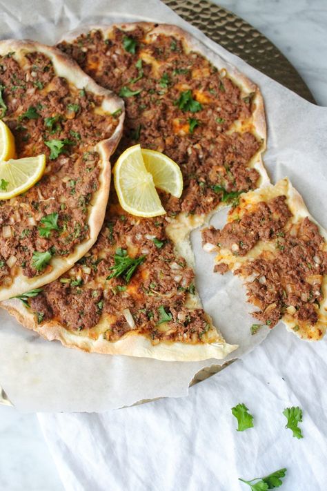 This Lahm Bi Ajeen is an authentic Middle Eastern Flatbread made with perfectly spiced beef and a delicious soft dough. It's a must try. Recipes For Ramadan, Middle East Food, Middle East Recipes, Iftar Recipes, Spiced Beef, For Ramadan, Eastern Cuisine, Lebanese Recipes, Healthy Easy