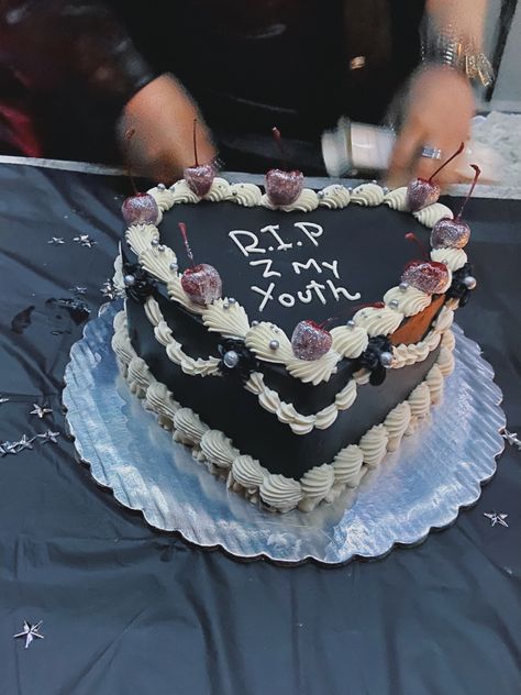 Anti Birthday Party, 20th Bday Theme Ideas, Rip Teenage Years Party, Rip To My Youth Cake, Rip Teens Birthday, Grunge Party Theme, Goth 21st Birthday, Emo Bday Party, Rip To My Teens Birthday