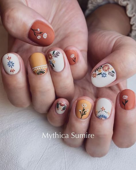 Fall Nails Ideas, Boho Nails, Simple Gel Nails, Fall Nail Art, Maple Leaves, Nail Art Ideas, Floral Nails, Fancy Nails, Chic Nails