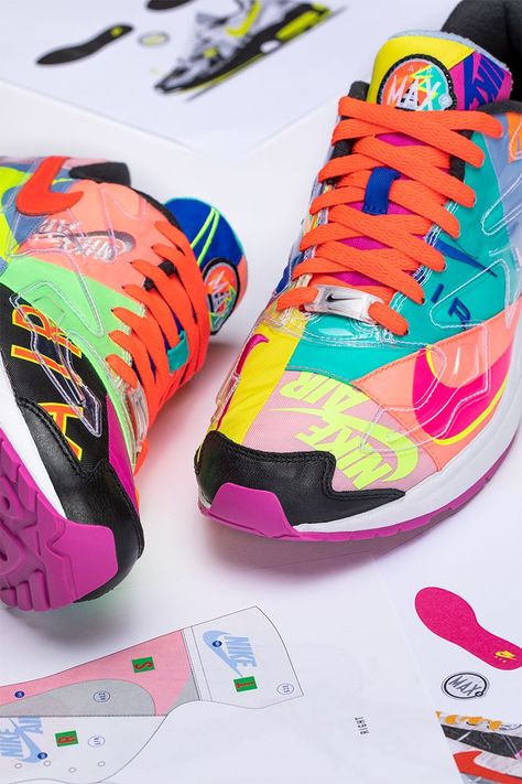 Behind the Design: atmos x Nike Air Max2 Light. Nike SNKRS Colorful Gym Shoes, Colorful Tennis Shoes, Colorful Sneakers Women, Colorful Nike Shoes, Neon Nike Shoes, Affordable Sneakers, Women Tennis Shoes, Latest Nike Shoes, Sandals Design