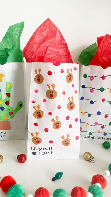 Christmas Tree Fingerprint, Fingerprint Reindeer, Make Your Own Gift Bags, Tree Fingerprint, Handprint Tree, 1st Grade Crafts, Gift Bag Ideas, Diy Christmas Gifts For Kids, Handprint Christmas Tree