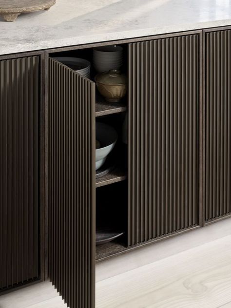 Vipp Kitchen, Kitchen Nordic, Danish Kitchen, Reeded Glass, Cabinet Fronts, Oak Kitchen, Milan Design, Functional Kitchen, Authentic Design