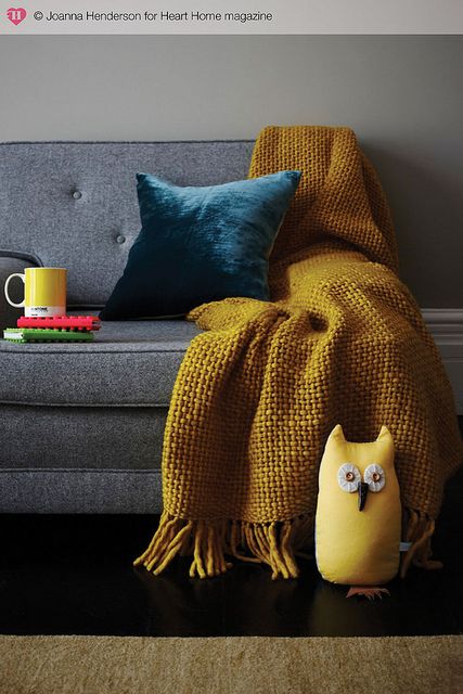 hearthomemag.co.uk Issue 6 Winter Brights by hearthomemag, via Flickr Yellow Grey Rug, Teal Throw Pillows, Yellow Sofa, Grey Sofa, Bright Decor, Trendy Living Rooms, Bad Design, Blue Living Room, Living Room Diy