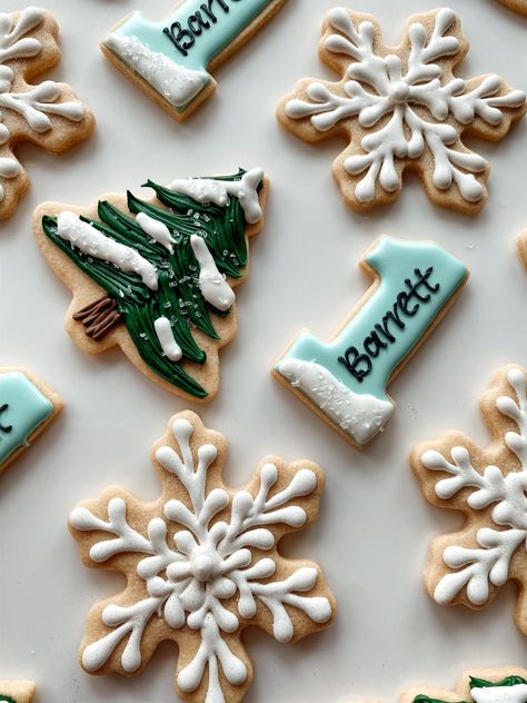 Christmas Birthday Cookies, Winter Onederland Cookies, 1st Birthday Cookies, Winter Onederland Party Boy, Snow Cookies, Simple First Birthday, Winter Onederland Birthday Party, First Birthday Cookies, Winter Onederland Party