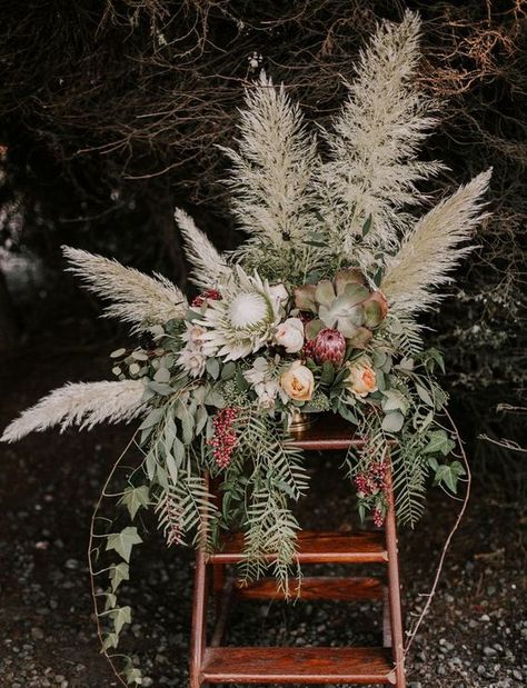 Rustic Bohemian Wedding, Grass Wedding, Succulent Wedding, White Wedding Flowers, Trendy Flowers, Table Flowers, Pampas Grass, Bohemian Wedding, Trendy Wedding