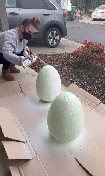 Let’s get ready for Easter with these DIY Giant Porch Easter Eggs! I saw these in the Grandin Road catalog and my jaw about hit the floor when I saw the price. They are ON SALE right now and STILL $230+, and that doesn’t include the almost $30 shipping charge. No thank you!(You can shop all the materials for this project on my blog, I always appreciate you shopping through my links as it helps support my family so I can continue providing amazing content for you!) So I set out to cre… Big Egg Diy, Spring Decorations Outdoor, Front Yard Easter Decor, Large Outdoor Easter Eggs, Outside Easter Decorations Yards, Diy Outdoor Home Decor, Giant Egg Diy, Easter Egg Tree Outdoor, Diy Outside Easter Decorations