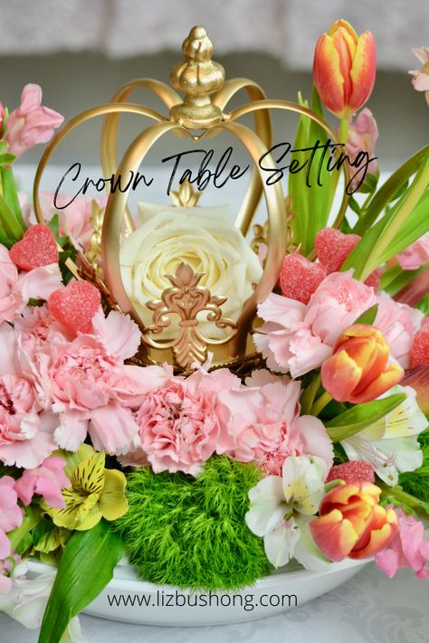 How to create hearts & crown table setting lizbushong.com, pretty pink and green flowers arranged with 4" crown in center. see entire table at lizbushong.com Crown Centerpiece Ideas, Black And White Table Settings, Floral Centerpiece Ideas, Easter Home Decor Ideas, Diy Tablescapes, Velvet Hearts, Hearts Cake, Bridgerton Ball, Crown Centerpiece