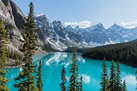 3 Days in Banff In the Summer: The Best 3 Day Banff Itinerary Canadian Road Trip, Banff National Park Canada, Road Trip Camping, Glacier Lake, Banff Canada, Earth Photos, Canada Road Trip, Moraine Lake, Cape Breton