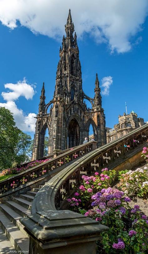 Scott Monument, Edinburgh Scot Monument Edinburgh, Edinburgh Buildings, Scotland Landmarks, Things To See In Scotland, Scotland City, Edinburgh Photography, Things To Do In Scotland, Scotland Aesthetic, Edinburgh Scotland Travel