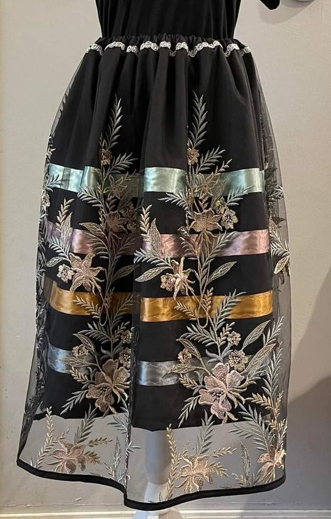 Ribbon Skirts Native American Ideas, Graduation Ribbon Skirt, Overlay Ribbon Skirt, Ribbon Skirt Outfit Ideas, Blue Ribbon Skirts Native American, Native American Fashion Traditional, Old Style Fancy Shawl Regalia, Native Ribbon Skirt Ideas, Black Ribbon Skirt